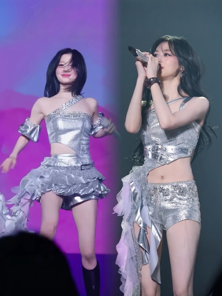 Baby Clothing - Silver Heavy Industry Kpop Dans Performansı
